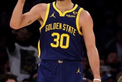 九游娱乐APP-库里新星回归赛场表现惊艳，尤文图斯未来可期！-九游娱乐APP